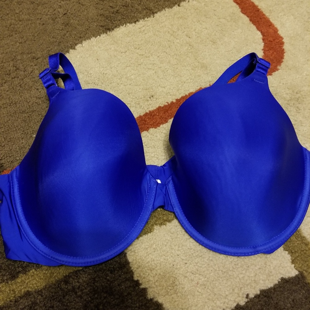 V.S. Bra